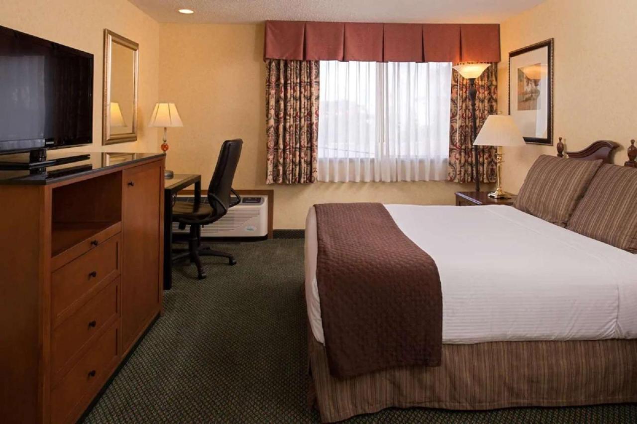 Red Lion Hotel Pasco Airport & Conference Center Eksteriør bilde